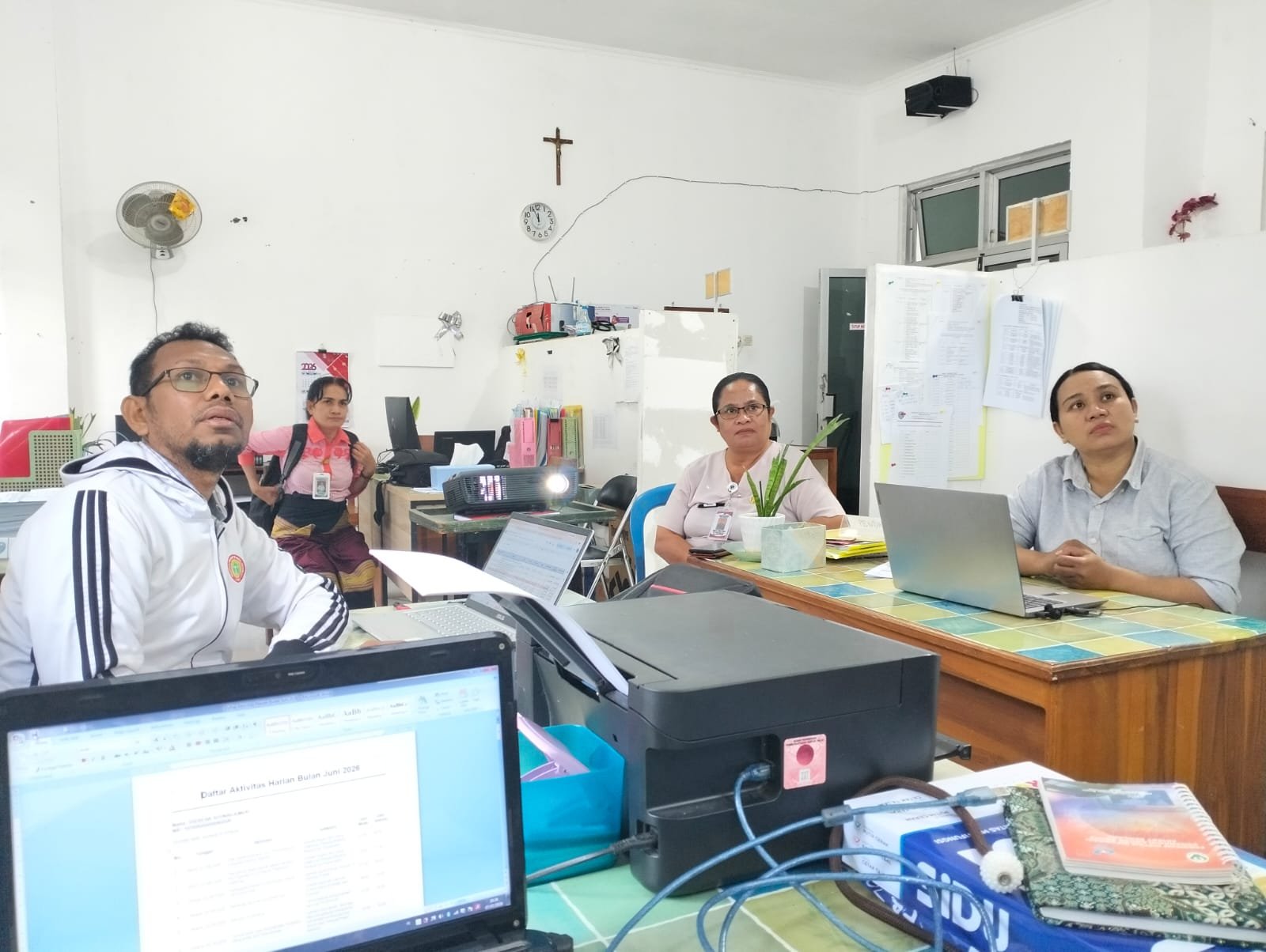 Dinkes TTU Perkuat Sinergi Antar-Tim Kerja Bidang Yankes demi Tingkatkan Mutu Layanan Kesehatan